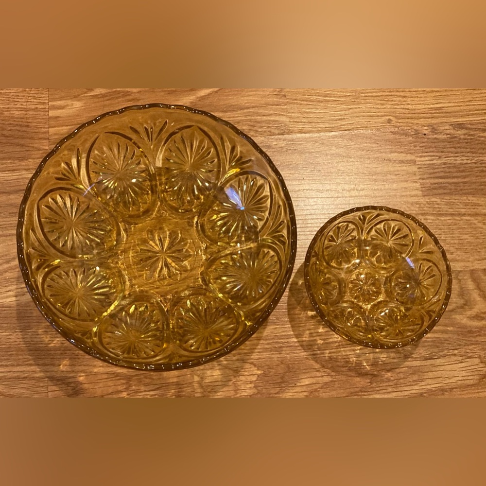 Vintage 1970’s Anchor Hocking Honey Chip & Dip glass Bowls
